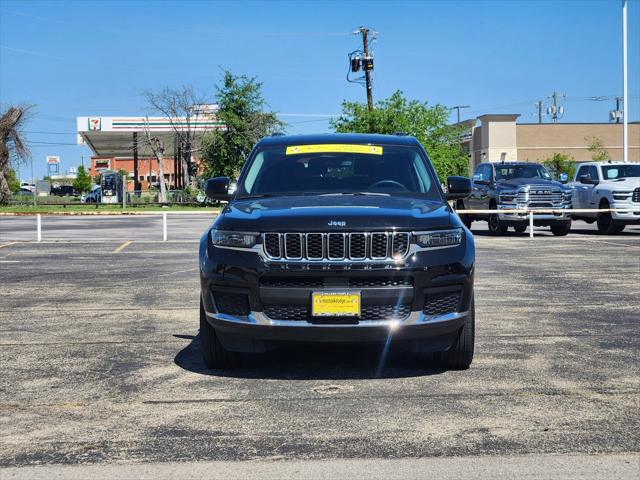 2023 Jeep Grand Cherokee L Laredo 4x2