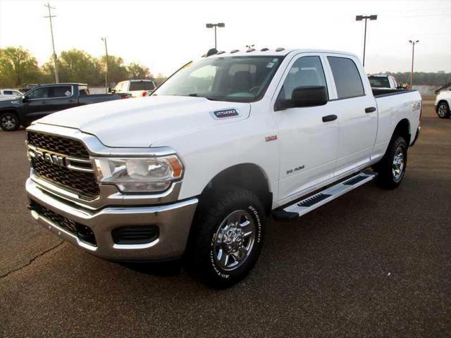 2020 RAM 2500 Tradesman Crew Cab 4X4 64 Box