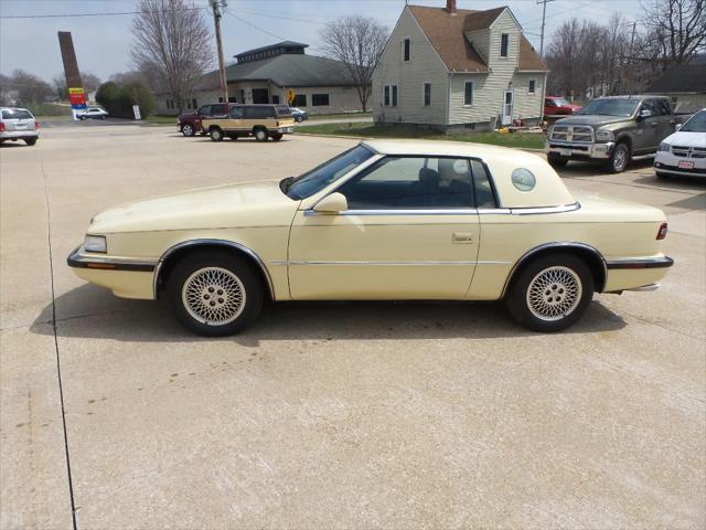 1991 Chrysler Convertible 