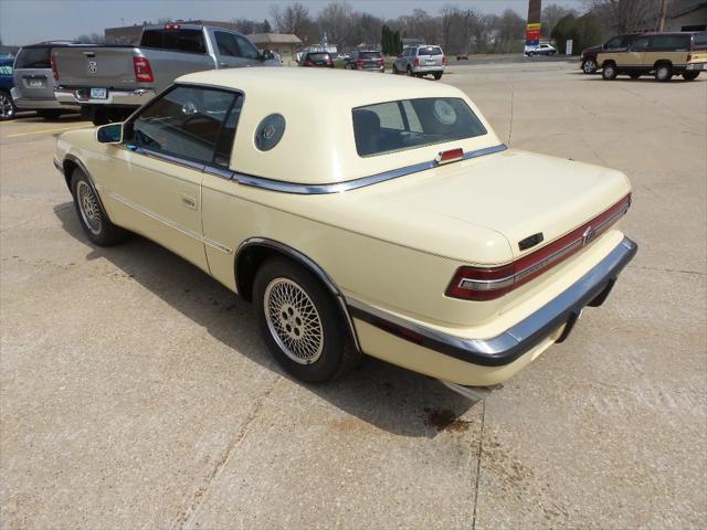 1991 Chrysler Convertible 