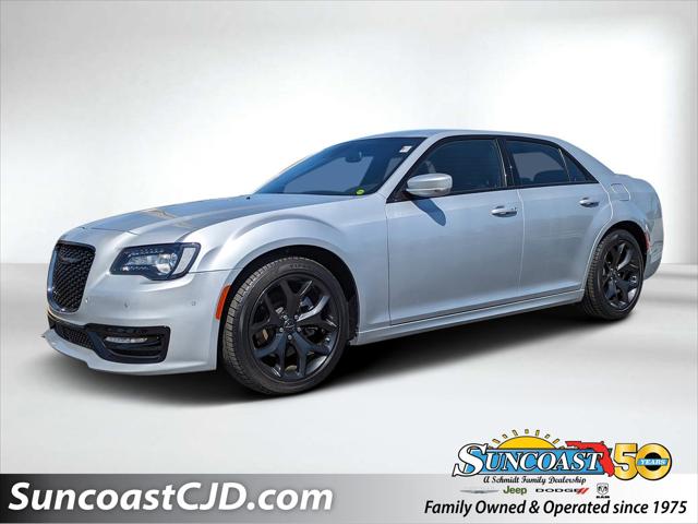 2022 Chrysler 300 S