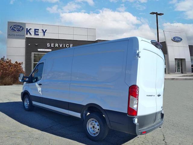 2025 Ford Transit Cargo Van Base