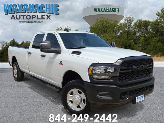 2023 RAM 3500 Tradesman Crew Cab 4x4 8 Box