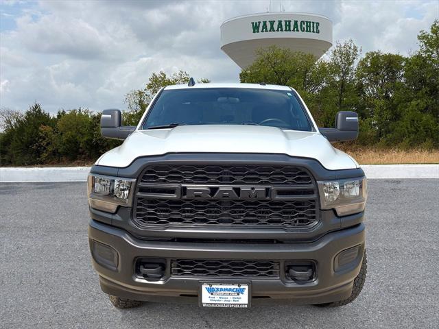 2023 RAM 3500 Tradesman Crew Cab 4x4 8 Box