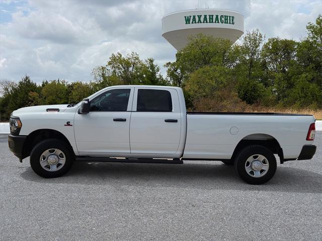 2023 RAM 3500 Tradesman Crew Cab 4x4 8 Box