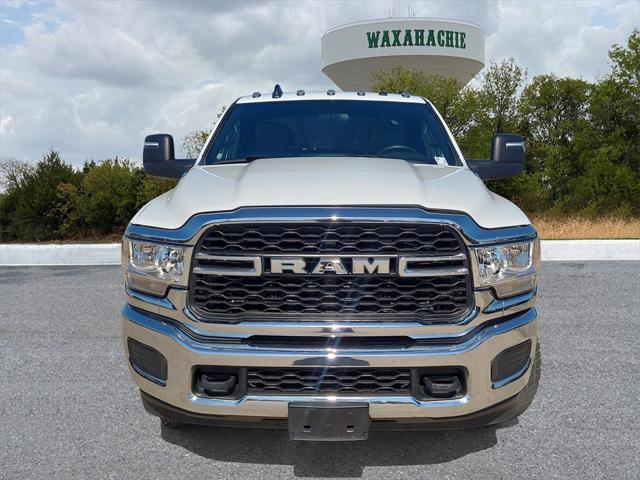 2023 RAM 2500 Tradesman Crew Cab 4x4 8 Box