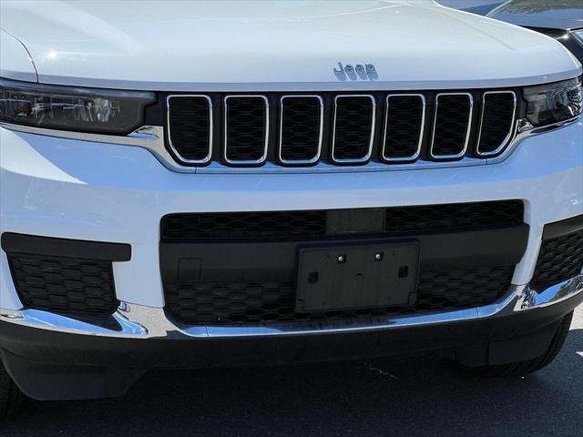 2023 Jeep Grand Cherokee L Laredo 4x4
