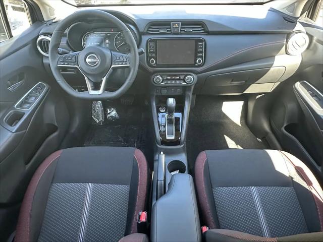 2025 Nissan Versa 1.6 SR