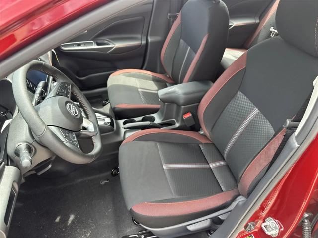2025 Nissan Versa 1.6 SR