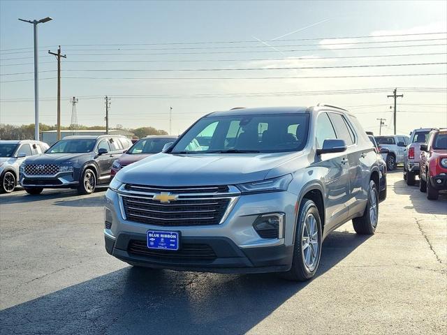 2023 Chevrolet Traverse AWD LT Cloth
