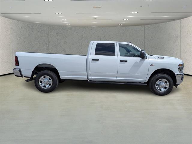 2025 RAM Ram 3500 RAM 3500 TRADESMAN CREW CAB 4X4 8 BOX