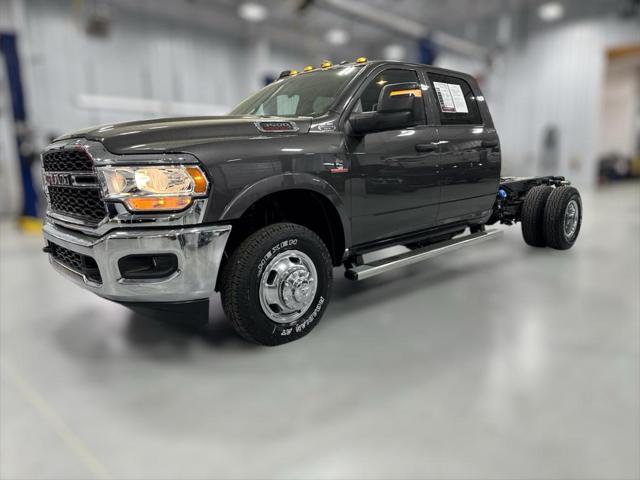 2024 RAM 3500 Chassis Tradesman/SLT/Laramie/Limited