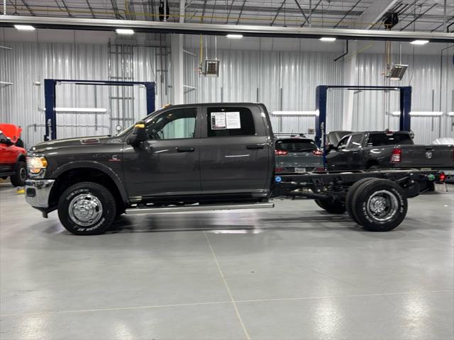 2024 RAM 3500 Chassis Tradesman/SLT/Laramie/Limited