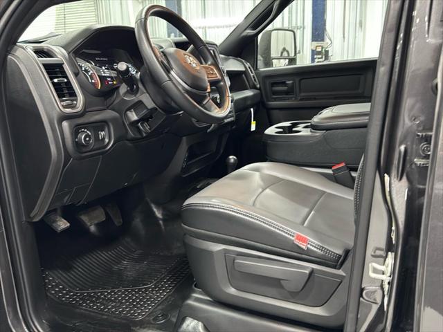 2024 RAM 3500 Chassis Tradesman/SLT/Laramie/Limited