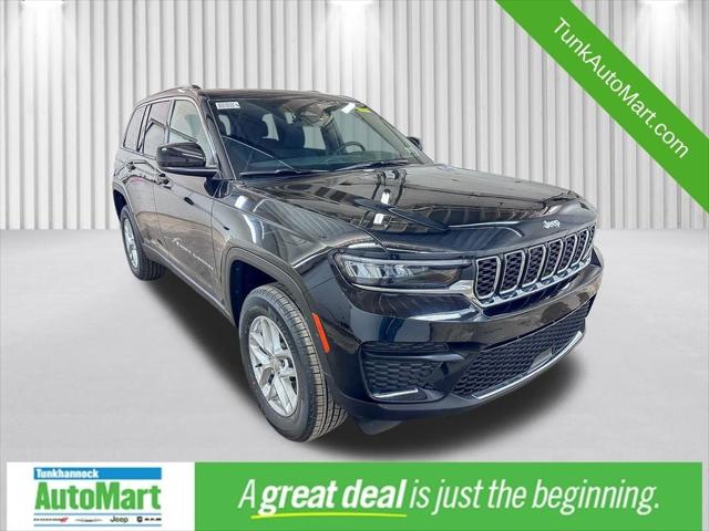 2025 Jeep Grand Cherokee GRAND CHEROKEE LAREDO X 4X4