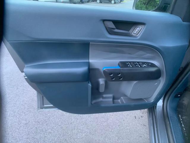 2025 Ford Maverick Lobo Standard