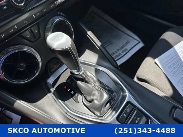 2021 Chevrolet Camaro RWD Coupe 1LT