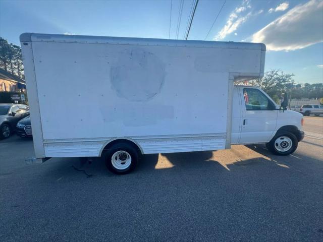 2007 Ford E-450 Cutaway Van Cab-Chassis