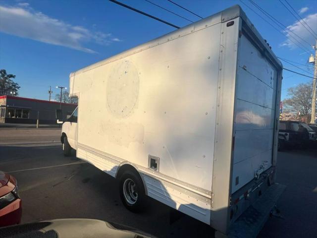 2007 Ford E-450 Cutaway Van Cab-Chassis
