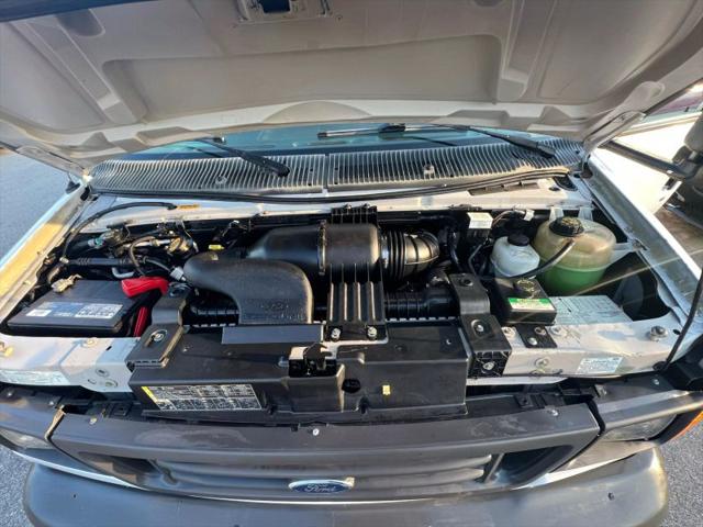 2007 Ford E-450 Cutaway Van Cab-Chassis