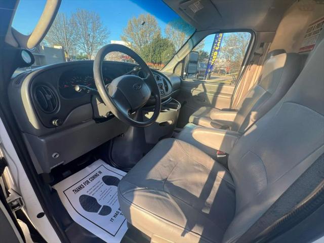 2007 Ford E-450 Cutaway Van Cab-Chassis