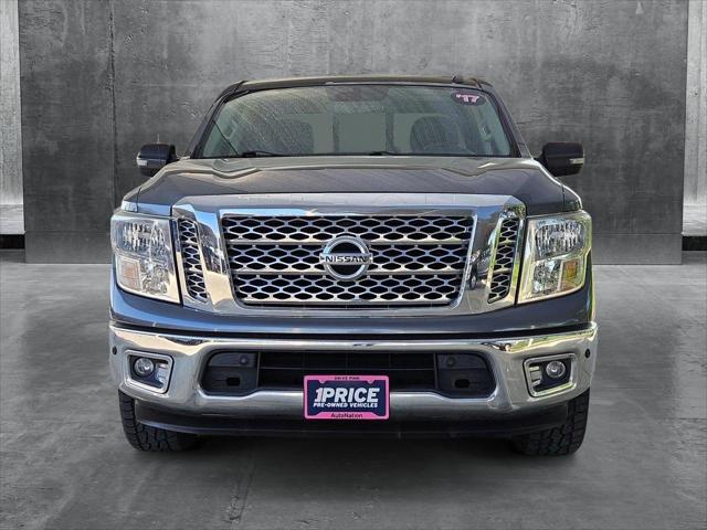 2017 Nissan TITAN SV