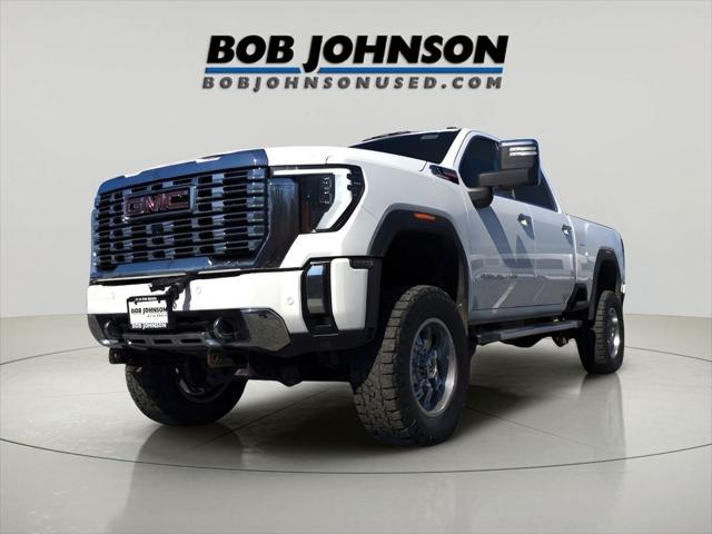 2024 GMC Sierra 3500HD 4WD Crew Cab Standard Bed Denali