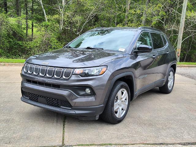 2022 Jeep Compass Latitude FWD