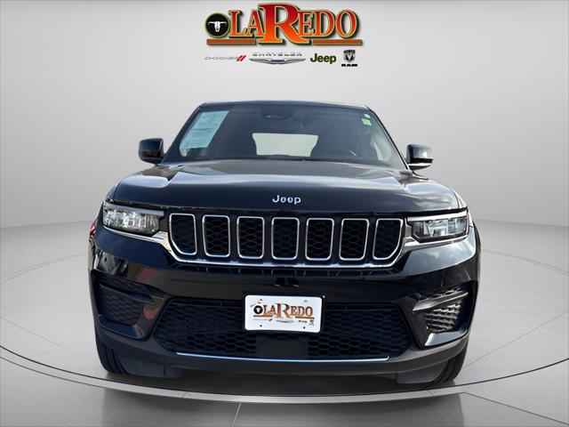2023 Jeep Grand Cherokee Laredo 4x2