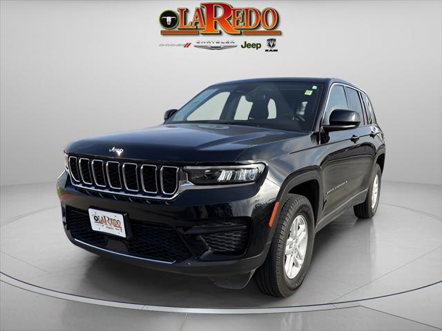2023 Jeep Grand Cherokee Laredo 4x2
