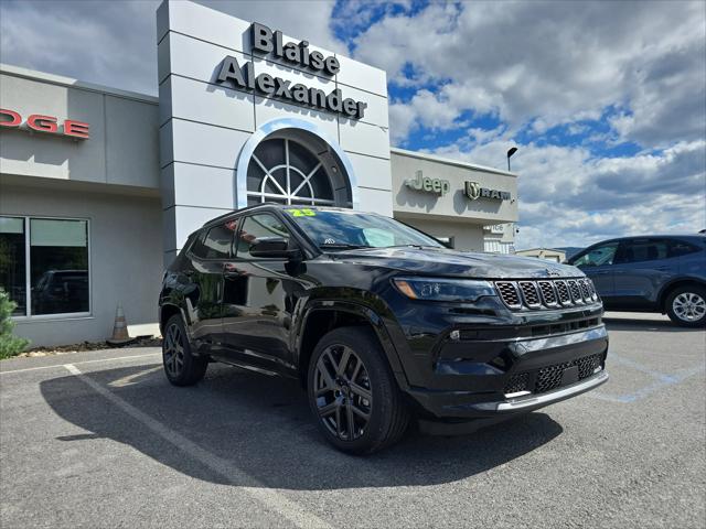 2025 Jeep Compass COMPASS LIMITED 4X4