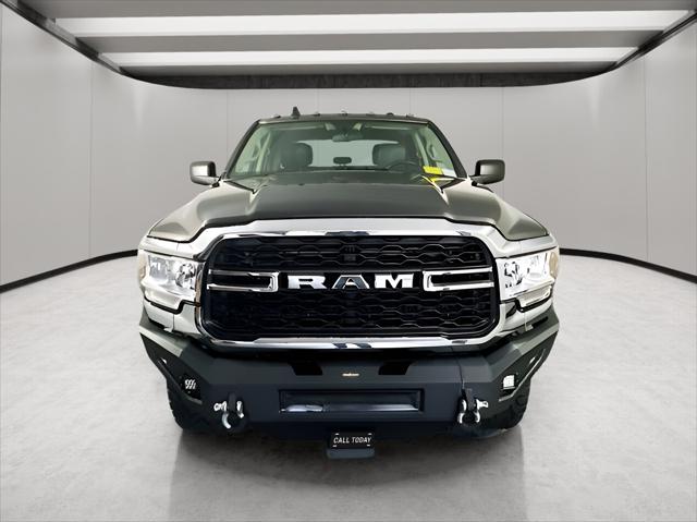 2020 RAM 2500 Tradesman Crew Cab 4X4 64 Box