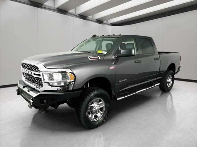 2020 RAM 2500 Tradesman Crew Cab 4X4 64 Box