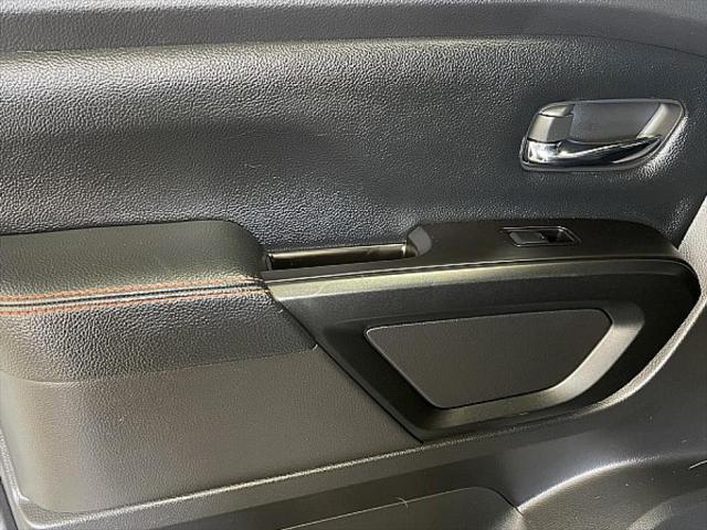 2020 Nissan Titan Crew Cab PRO-4X 4x4