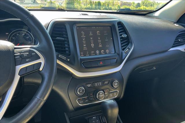 Used 2015 Jeep Cherokee For Sale in Olive Branch, MS