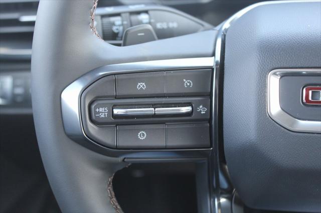 2025 GMC Acadia AWD AT4