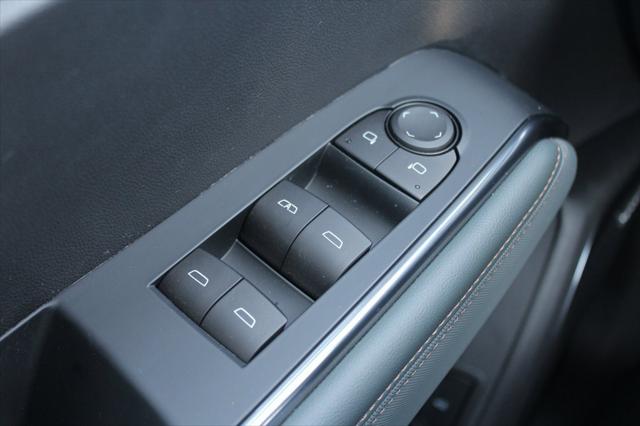 2025 GMC Acadia AWD AT4