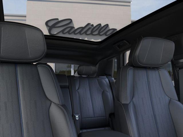 2025 Cadillac iQ Luxury w/1SC