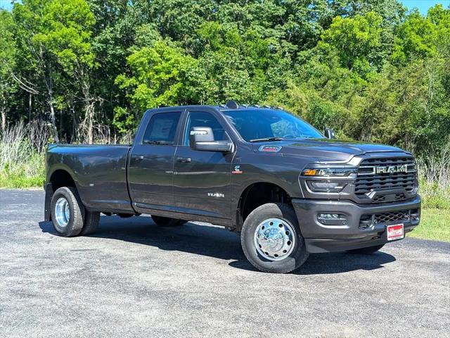 2025 RAM Ram 3500 RAM 3500 LONE STAR CREW CAB 4X4 8 BOX