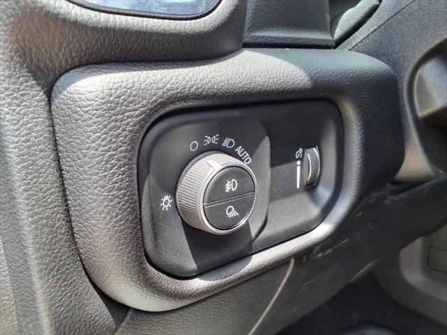 2025 Ram 2500 Big Horn Crew Cab 4x4 6'4" Box