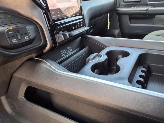 2025 Ram 2500 Big Horn Crew Cab 4x4 6'4" Box