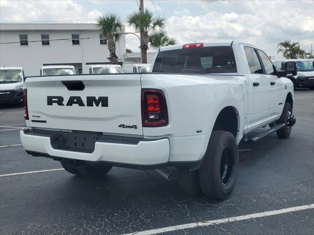 2025 RAM Ram 3500 RAM 3500 BIG HORN CREW CAB 4X4 8 BOX