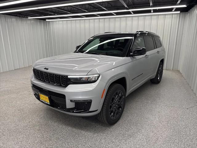 2025 Jeep Grand Cherokee GRAND CHEROKEE L SUMMIT RESERVE 4X4