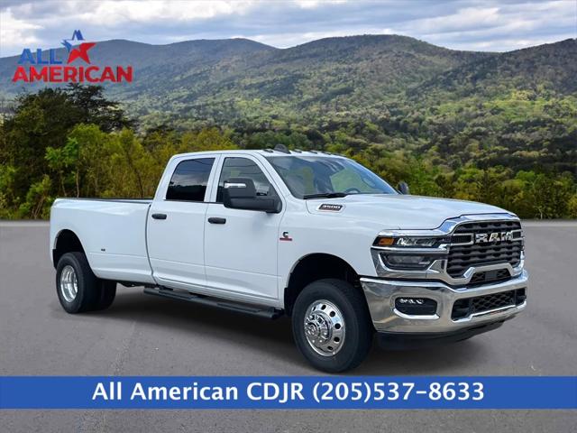 2025 RAM Ram 3500 RAM 3500 TRADESMAN CREW CAB 4X4 8 BOX