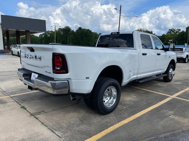 2025 RAM Ram 3500 RAM 3500 TRADESMAN CREW CAB 4X4 8 BOX