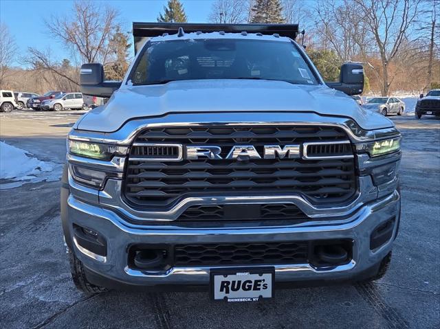 2025 RAM Ram 5500 Chassis Cab RAM 5500 TRADESMAN CHASSIS CREW CAB 4X4 60 CA 2025 RAM Ram 5500 Chassis Cab RAM 5500 TRADESMAN CHASSIS CREW CAB 4X4 60 CA