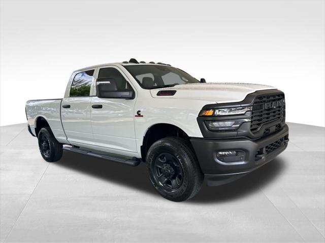 2025 RAM Ram 3500 RAM 3500 TRADESMAN CREW CAB 4X4 64 BOX