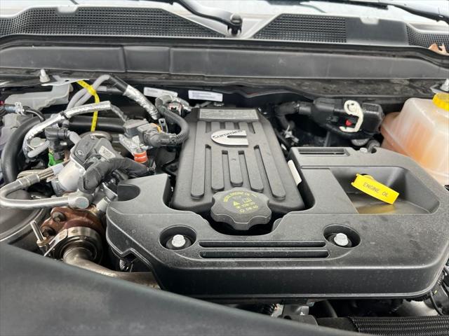2025 RAM 5500 Chassis RAM 5500 TRADESMAN CHASSIS CREW CAB 4X4 84 CA 2025 RAM 5500 Chassis RAM 5500 TRADESMAN CHASSIS CREW CAB 4X4 84 CA