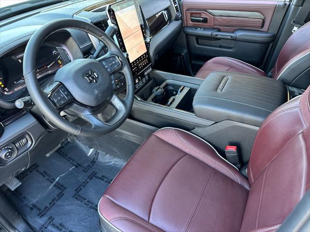 2025 Ram 3500 Limited Crew Cab 4x4 8' Box