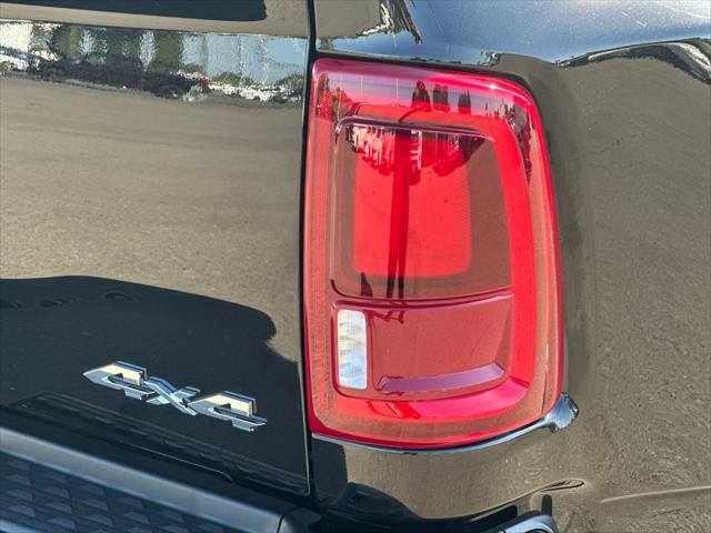 2025 Ram 3500 Limited Crew Cab 4x4 8 Box
